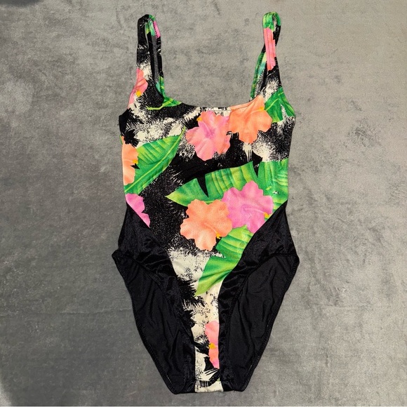 Vintage One Piece Floral Swimsuit Size 13/14 - Picture 2 of 9